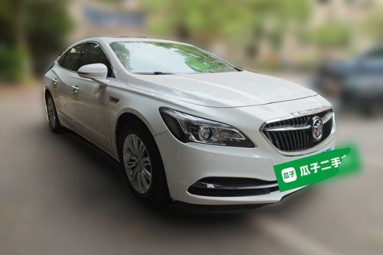 Used Buick LaCrosse 2016 20T Elite Edition Front Right 45 Deg