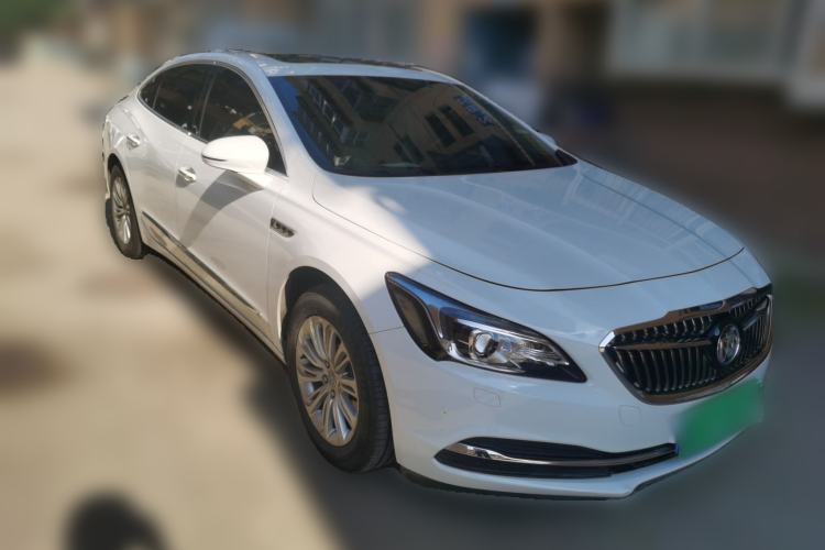 Used Buick LaCrosse 2016 30H Elite Edition Front Right 45 Deg