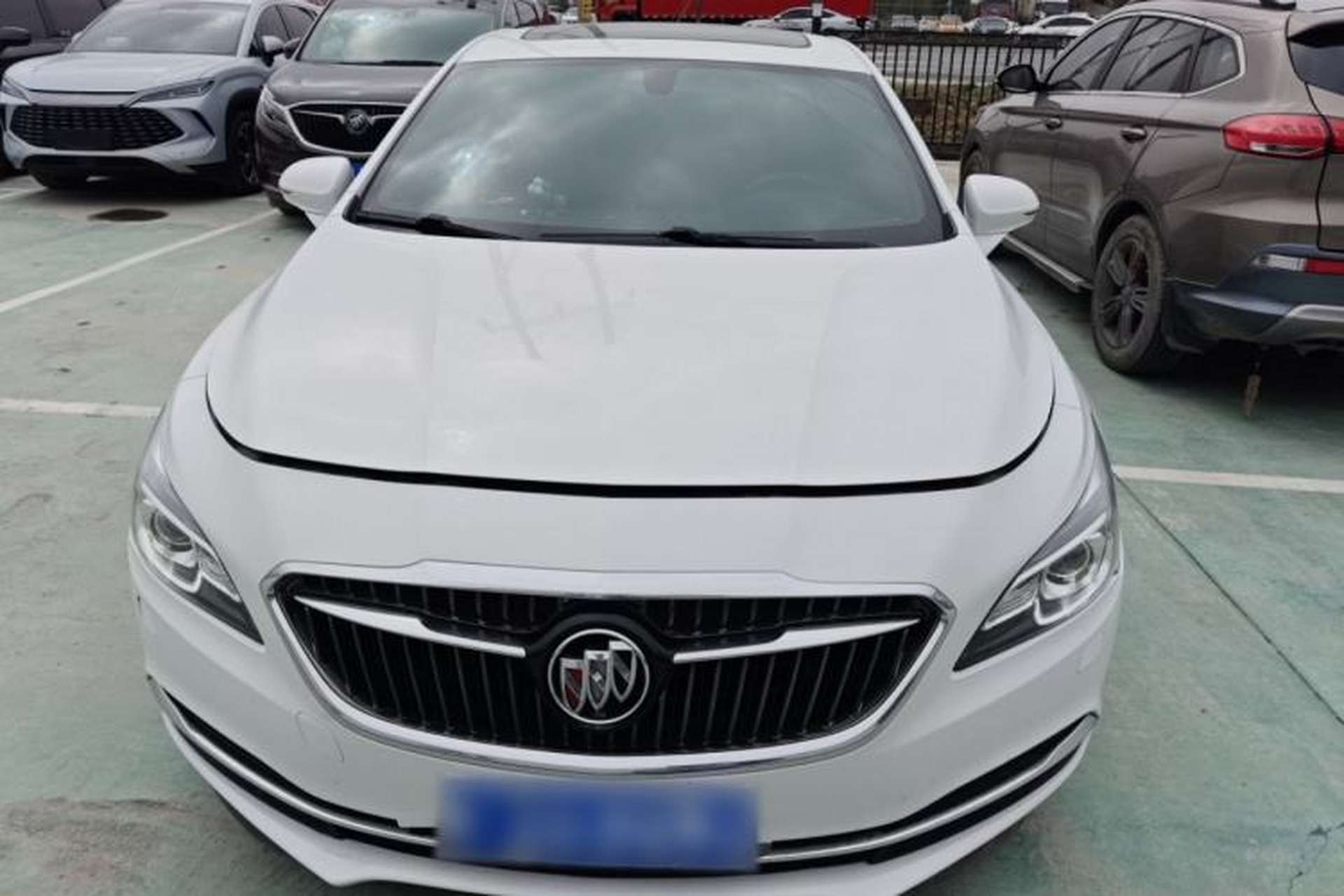 Used Buick LaCrosse 2016 20T Elite Edition Front