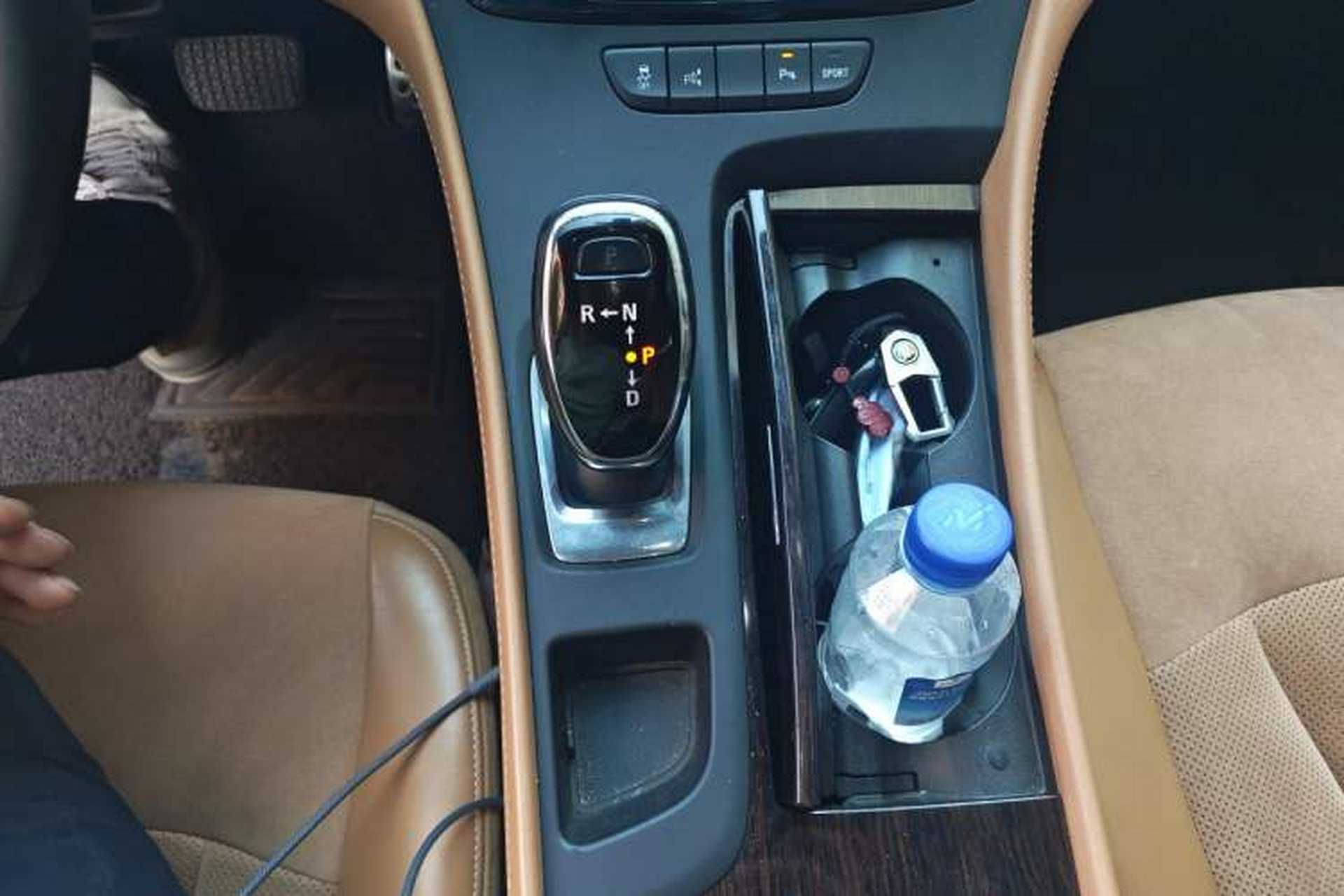 Used Buick LaCrosse 2016 28T Premium Edition Gear Lever