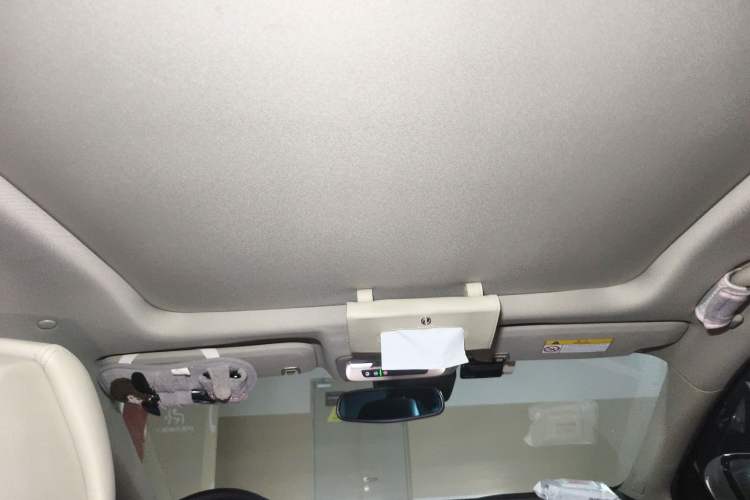 Used Buick LaCrosse 2016 30H Luxury Version Headliner