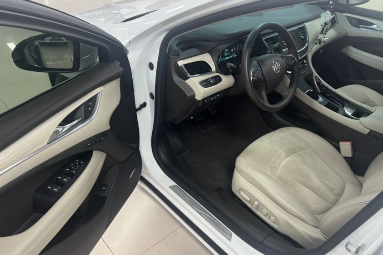 Used Buick LaCrosse 2016 30H Luxury Version Interior 3