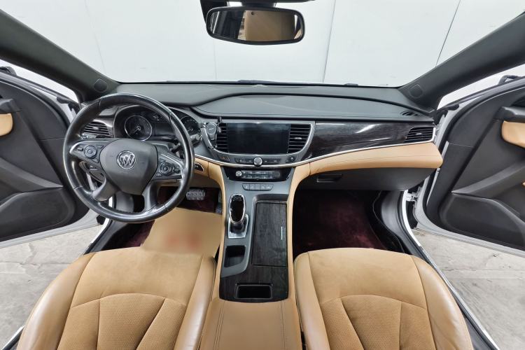 Used Buick LaCrosse 2016 28T Premium Edition Interior 9