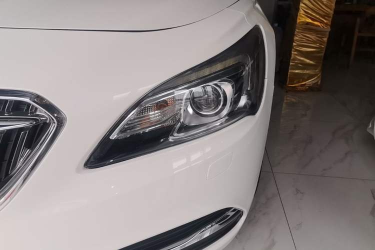 Used Buick LaCrosse 2016 20T Elite Edition Left Front Headlight