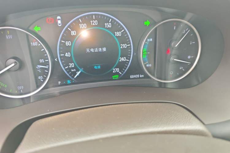 Used Buick LaCrosse 2016 30H Luxury Version Odometer Close Up