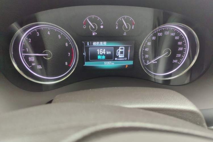 Used Buick LaCrosse 2016 Revised 20T Leading Edition Odometer Close Up
