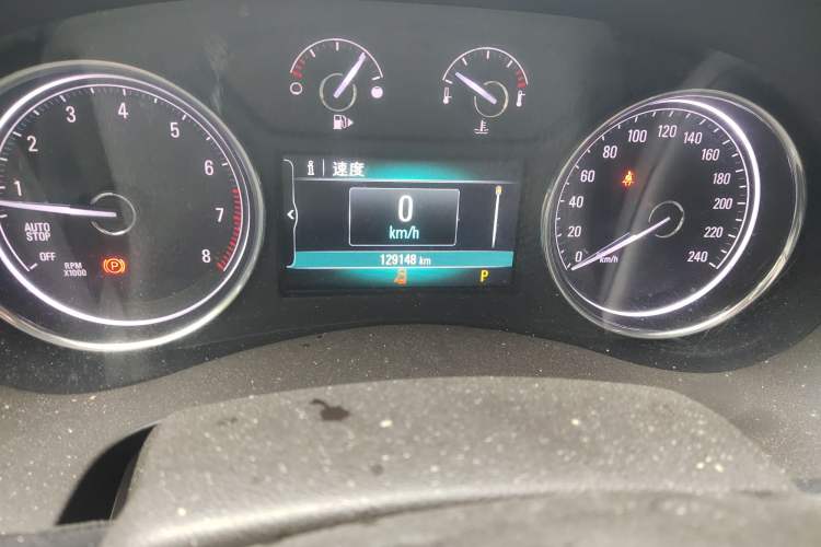 Used Buick LaCrosse 2016 Revised 20T Leading Edition Odometer Close Up