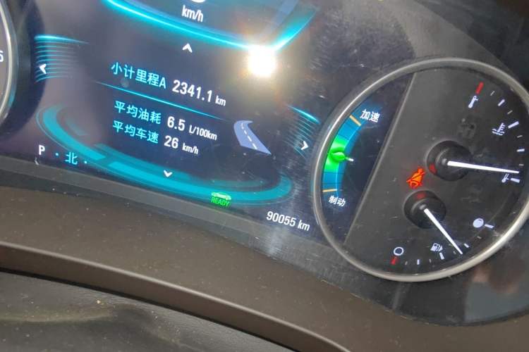 Used Buick LaCrosse 2016 30H Luxury Version Odometer Close Up