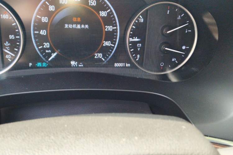 Used Buick LaCrosse 2016 20T Luxury Model Odometer Close Up