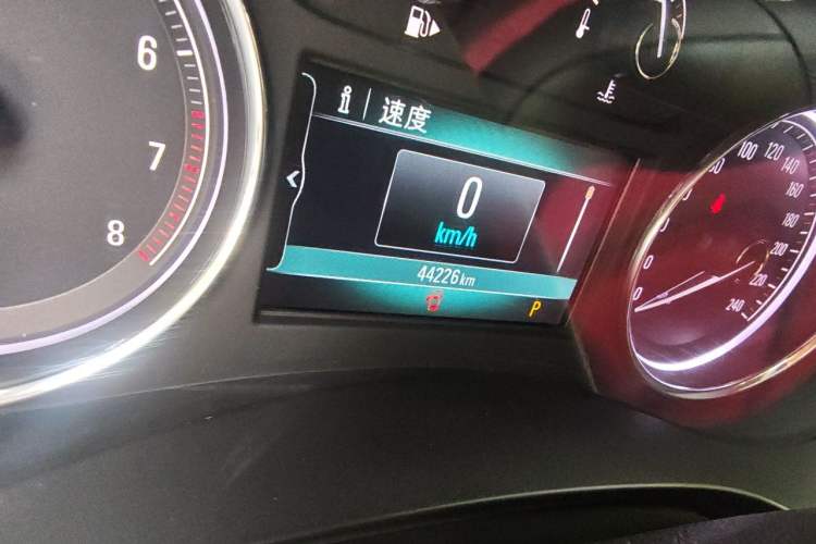 Used Buick LaCrosse 2016 20T Elite Edition Odometer Close Up