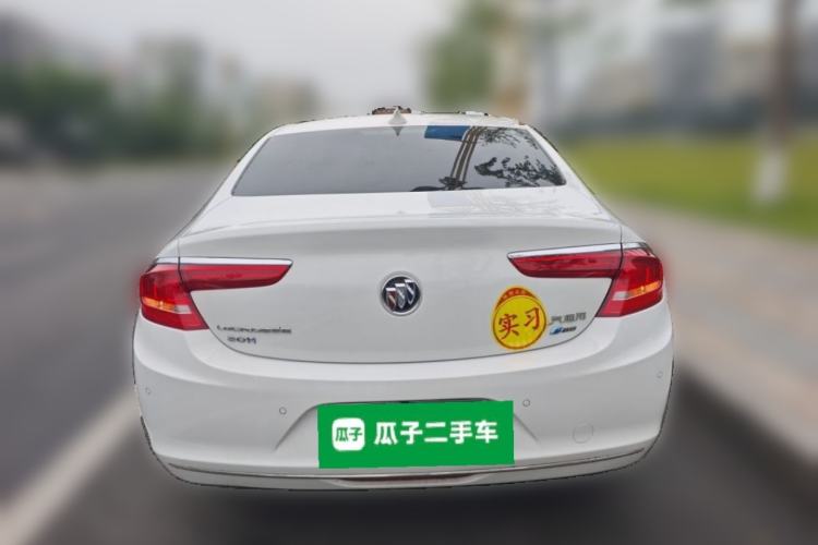 Used Buick LaCrosse 2016 30H Luxury Version Rear