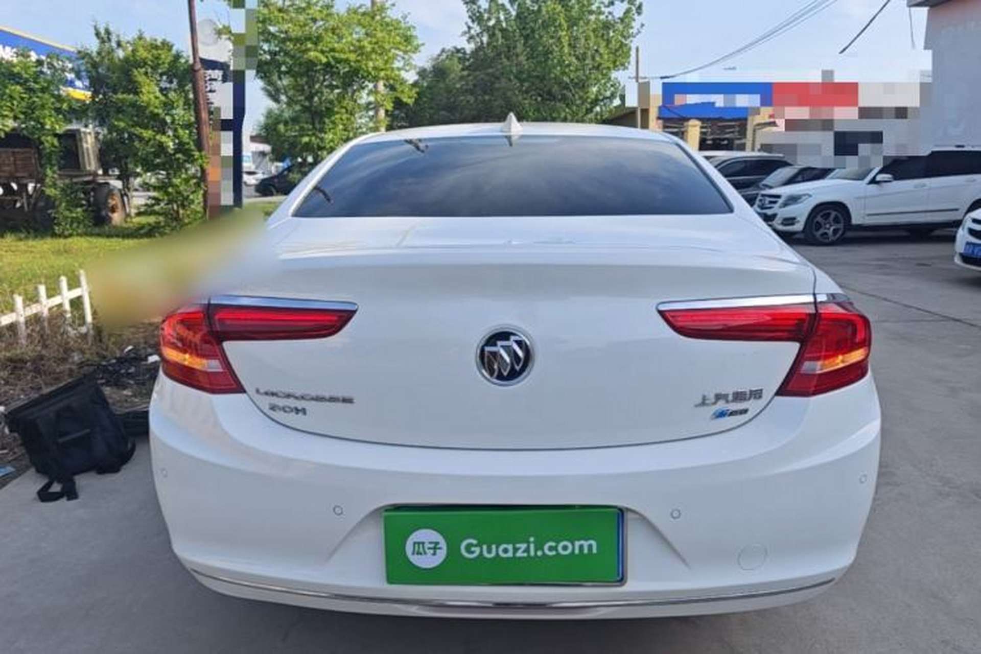 Used Buick LaCrosse 2016 30H Luxury Version Rear