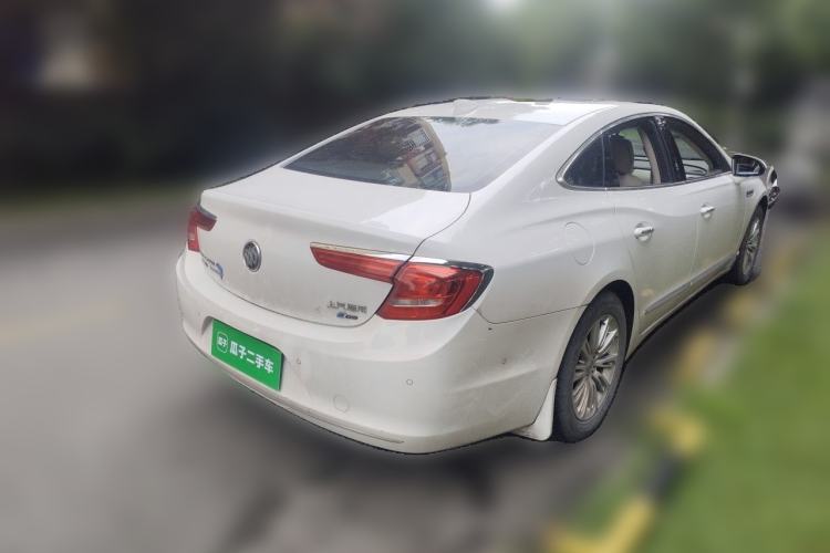 Used Buick LaCrosse 2016 30H Luxury Version Rear Right 45 Deg