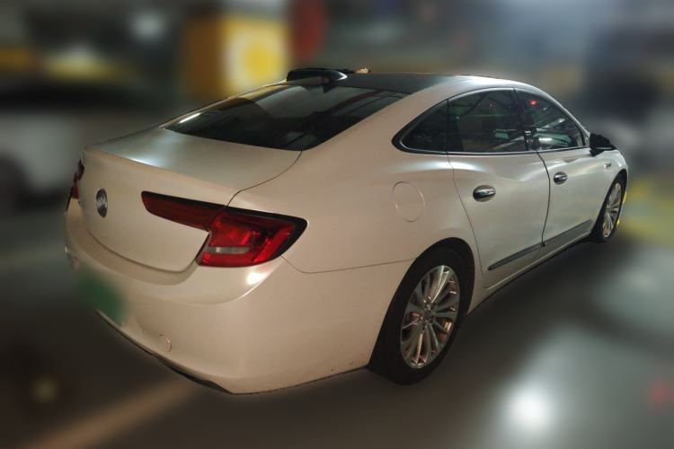 Used Buick LaCrosse 2016 28T Luxury Version Rear Right 45 Deg