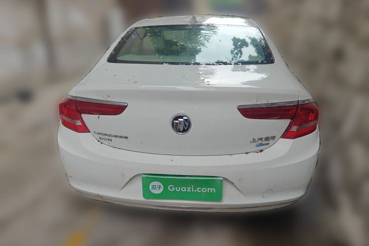 Used Buick LaCrosse 2016 30H Luxury Version Rear