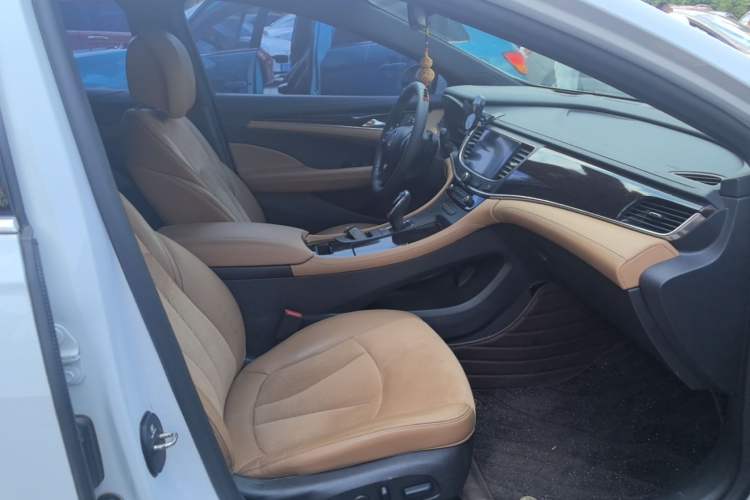 Used Buick LaCrosse 2016 20T Luxury Model Right Front Seat