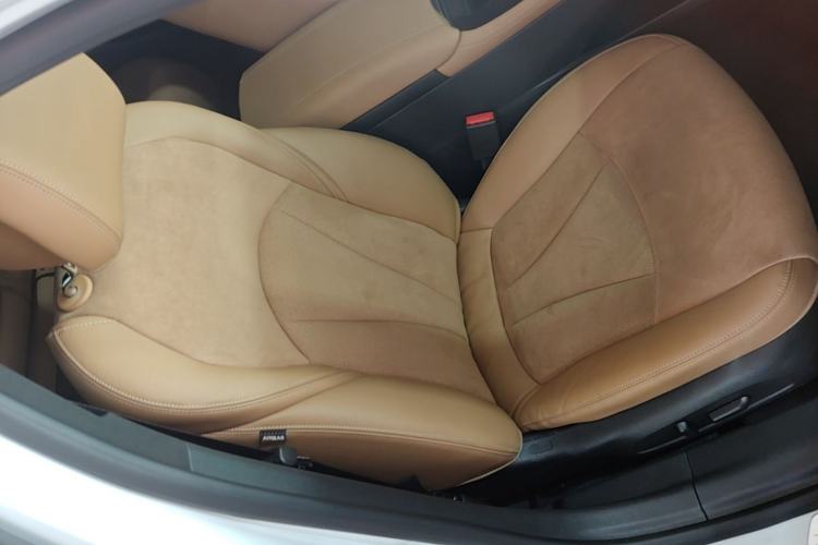 Used Buick LaCrosse 2016 28T Premium Edition Right Front Seat