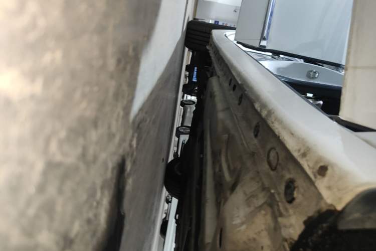 Used Buick LaCrosse 2016 20T Elite Edition Right Side Sill