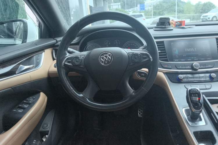 Used Buick LaCrosse 2016 20T Elite Edition Steering Wheel