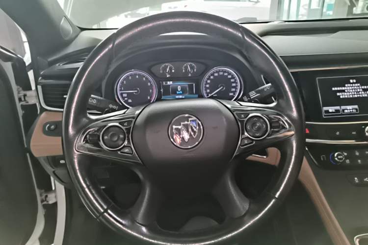 Used Buick LaCrosse 2016 28T Premium Edition Steering Wheel