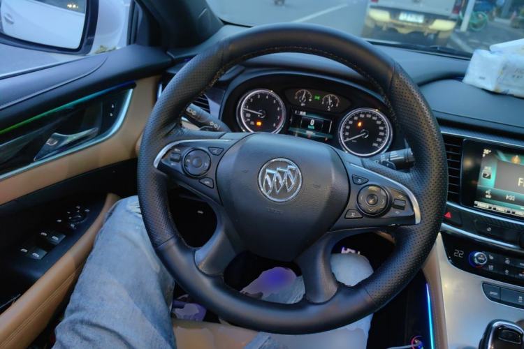 Used Buick LaCrosse 2016 20T Elite Edition Steering Wheel