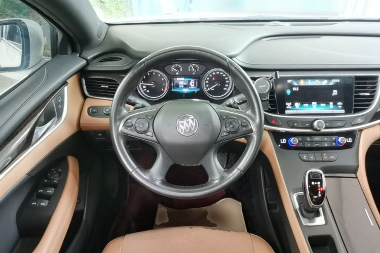 Used Buick LaCrosse 2016 28T Premium Edition Steering Wheel