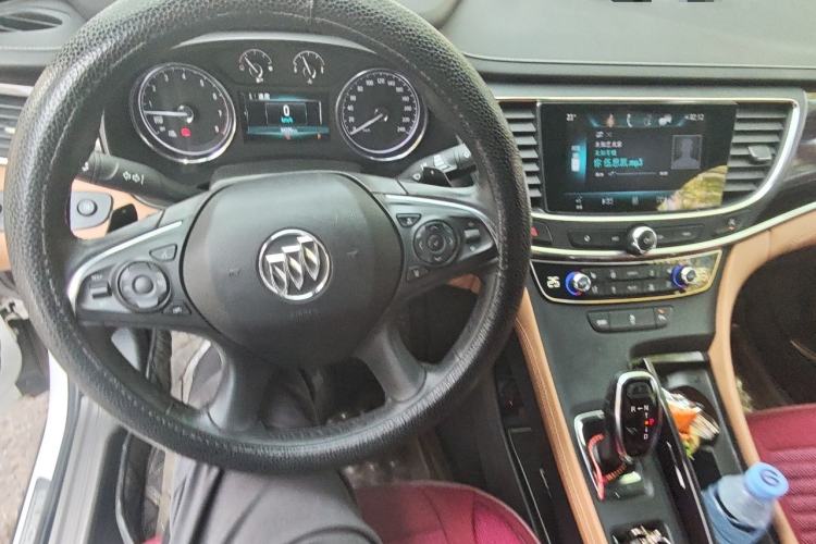Used Buick LaCrosse 2016 20T Elite Edition Steering Wheel