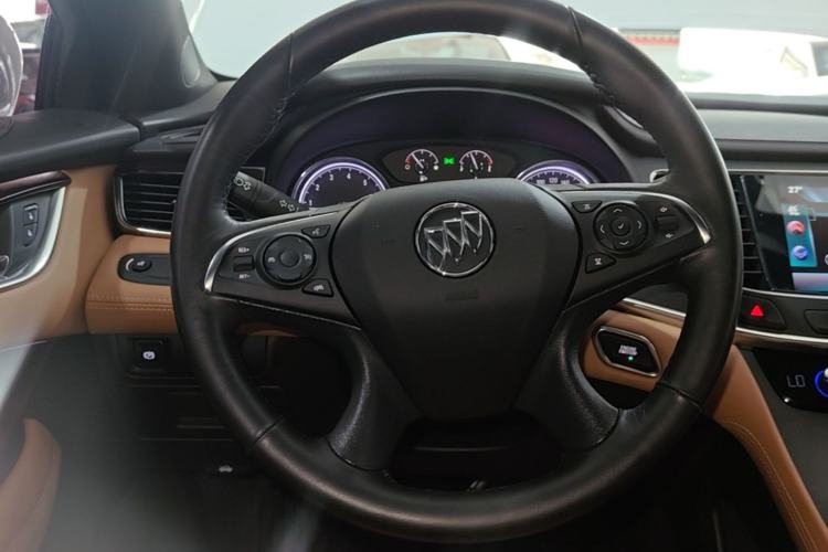 Used Buick LaCrosse 2016 28T Premium Edition Steering Wheel