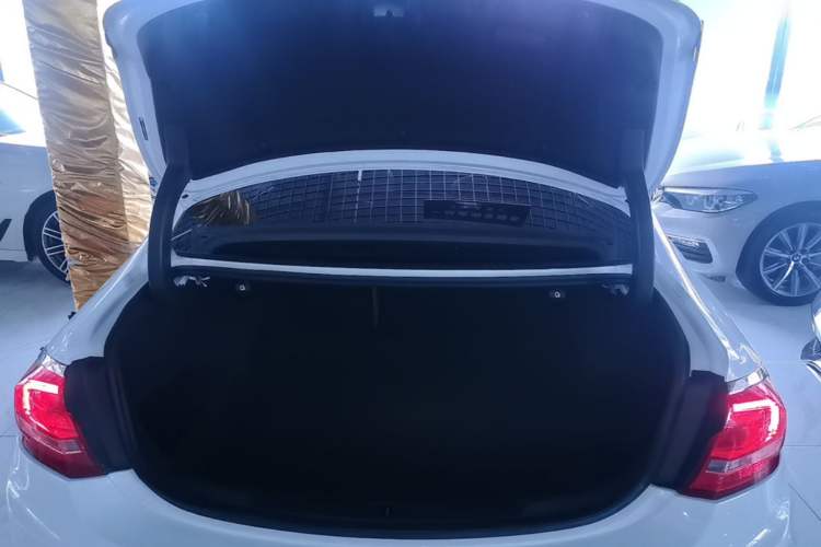 Used Buick LaCrosse 2016 20T Elite Edition Trunk