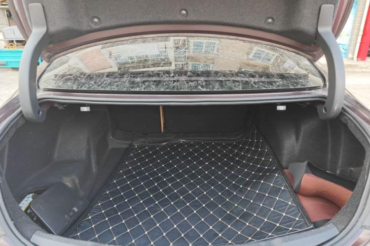 Used Buick LaCrosse 2016 20T Elite Edition Trunk