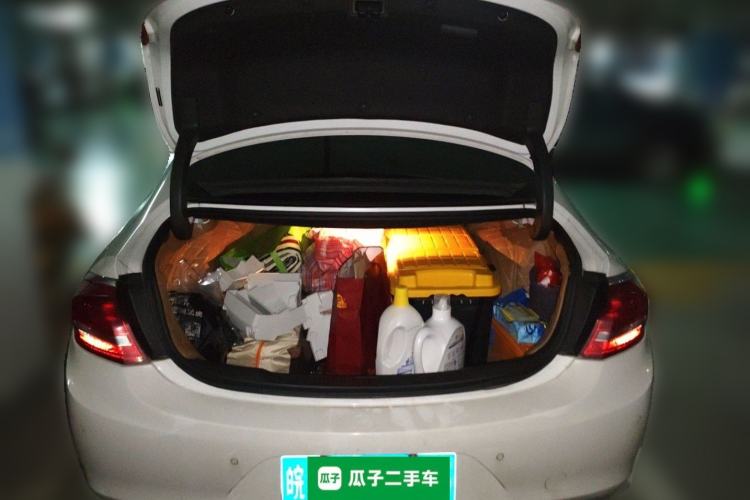 Used Buick LaCrosse 2016 28T Premium Edition Trunk