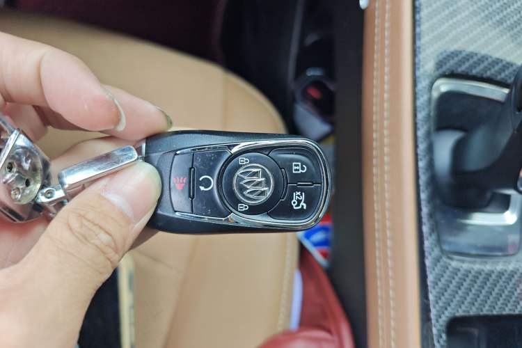 Used Buick LaCrosse 2016 20T Luxury Model Vehicle Key