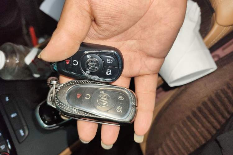 Used Buick LaCrosse 2016 20T Elite Edition Vehicle Key