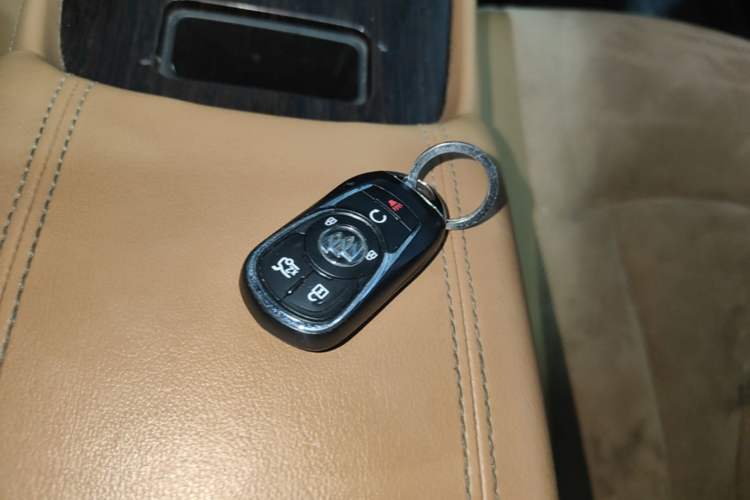 Used Buick LaCrosse 2016 20T Elite Edition Vehicle Key