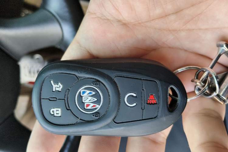 Used Buick LaCrosse 2016 20T Elite Edition Vehicle Key