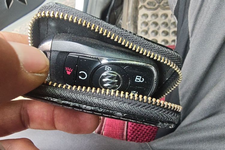 Used Buick LaCrosse 2016 20T Elite Edition Vehicle Key