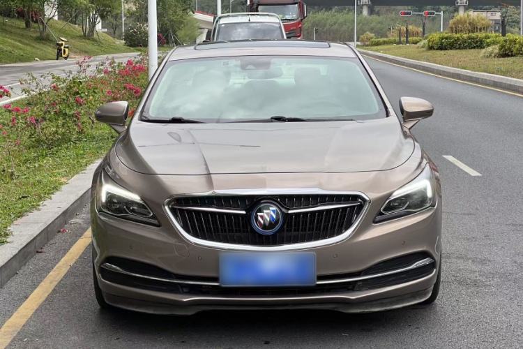 Used Buick LaCrosse 2016 30H Luxury Version Exterior 2
