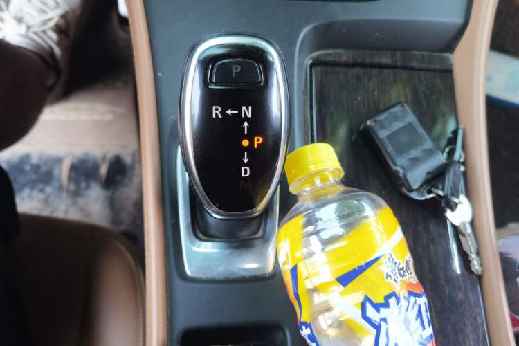 Used Buick LaCrosse 2016 28T Flagship Model Gear Lever