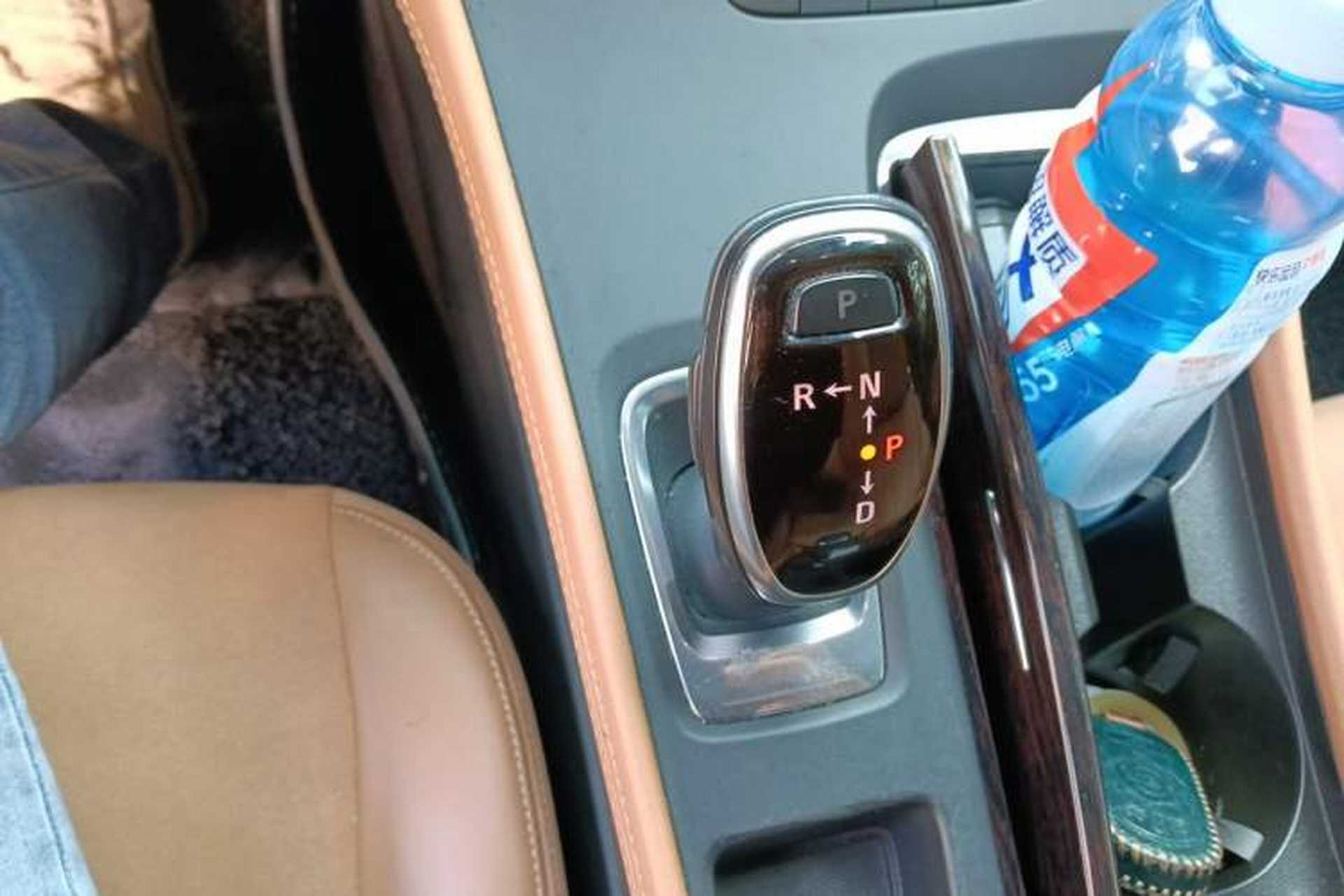 Used Buick LaCrosse 2016 20T Luxury Model Gear Lever