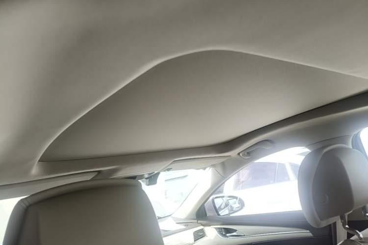 Used Buick LaCrosse 2016 30H Luxury Version Headliner