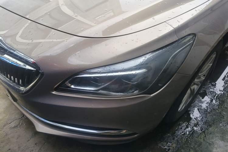 Used Buick LaCrosse 2016 30H Luxury Version Left Front Headlight