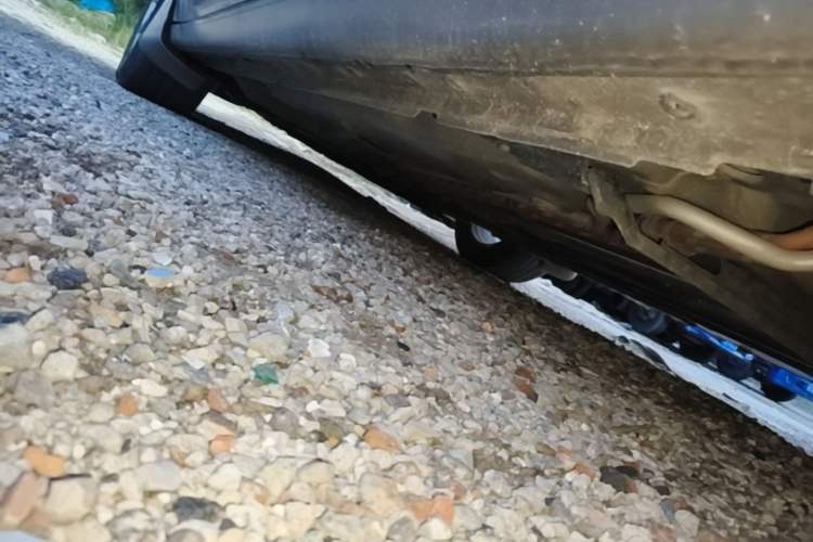 Used Buick LaCrosse 2016 30H Luxury Version Left Side Sill