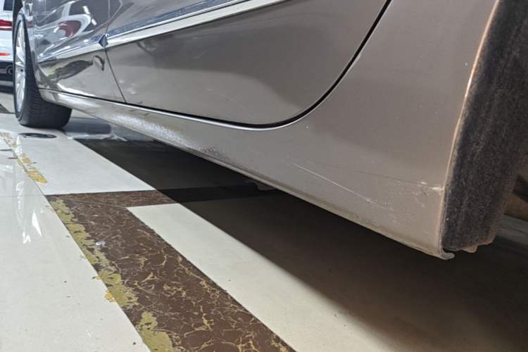 Used Buick LaCrosse 2016 28T Elite Model Left Side Sill