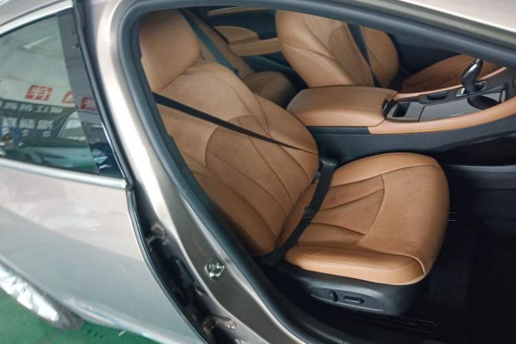 Used Buick LaCrosse 2016 20T Elite Edition Right Front Seat