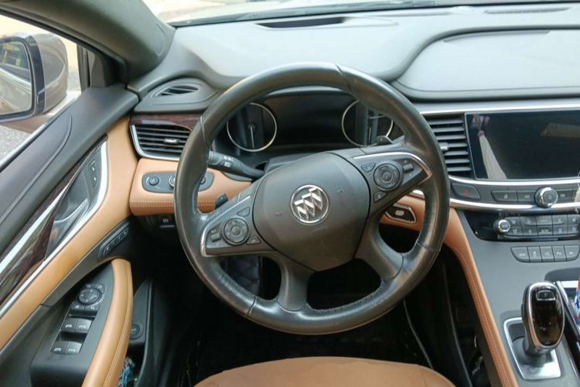 Used Buick LaCrosse 2016 20T Luxury Model Steering Wheel