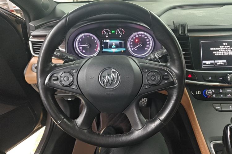 Used Buick LaCrosse 2016 28T Elite Model Steering Wheel