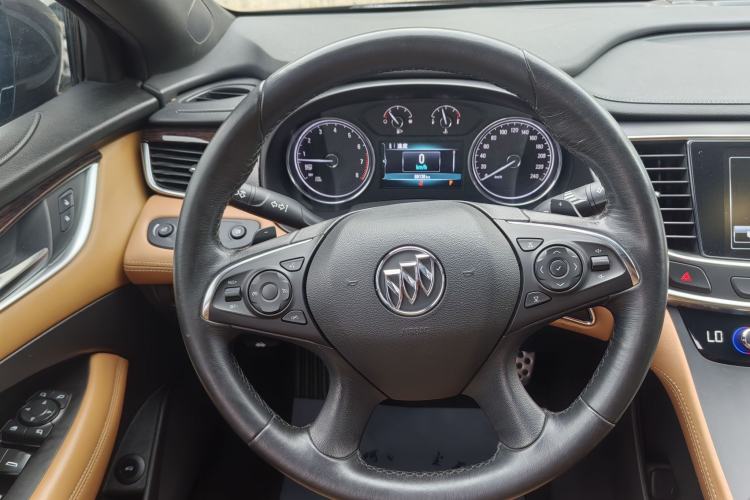 Used Buick LaCrosse 2016 20T Elite Edition Steering Wheel