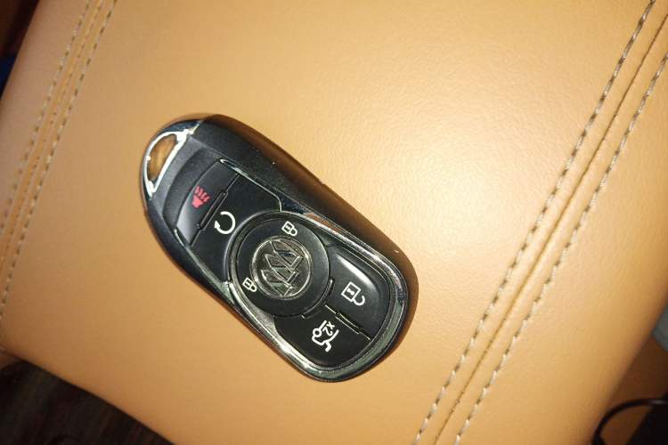 Used Buick LaCrosse 2016 20T Elite Edition Vehicle Key