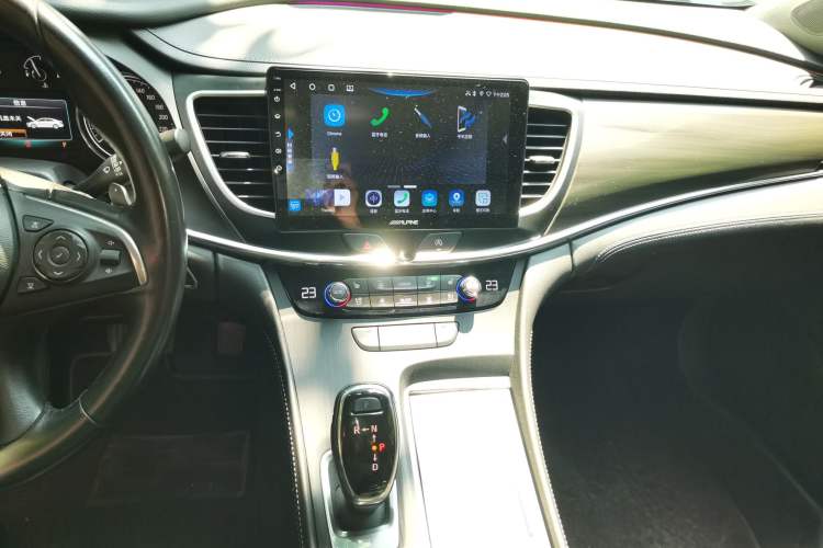 Used Buick LaCrosse 2018 20T Elite Edition Audio And AC Panel