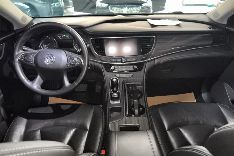 Used Buick LaCrosse 2018 20T Elite Edition Center Console